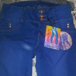 High waisted jeans